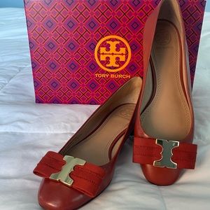 Tory Burch Gemini Link Bow Flats - Brick Red